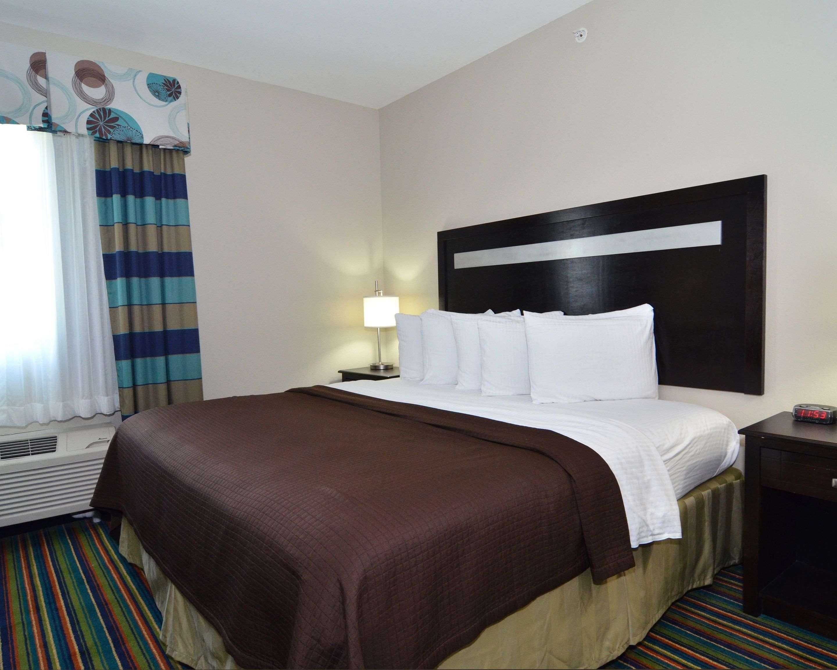 Quality Inn & Suites Kenedy - Karnes City Dış mekan fotoğraf
