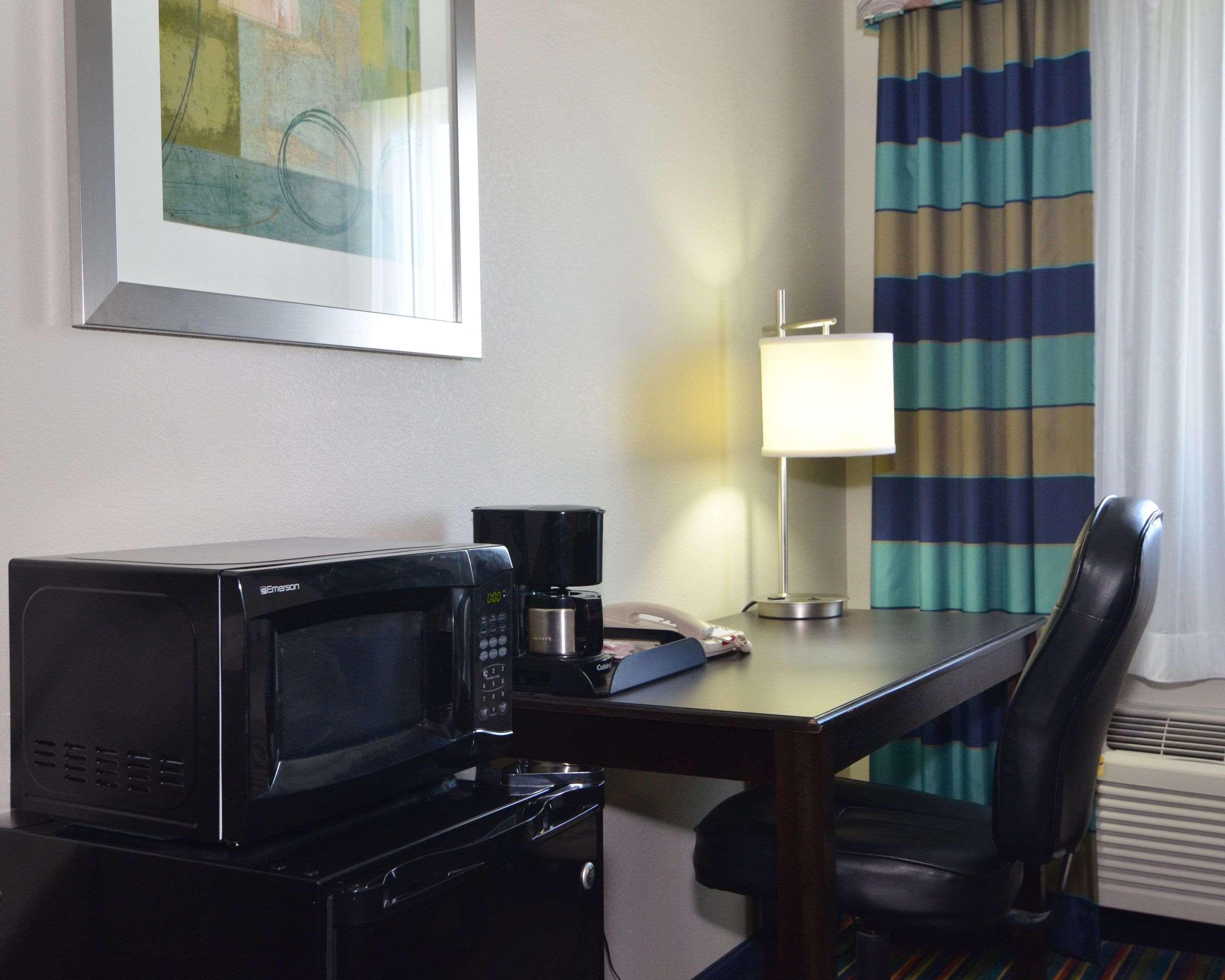 Quality Inn & Suites Kenedy - Karnes City Dış mekan fotoğraf
