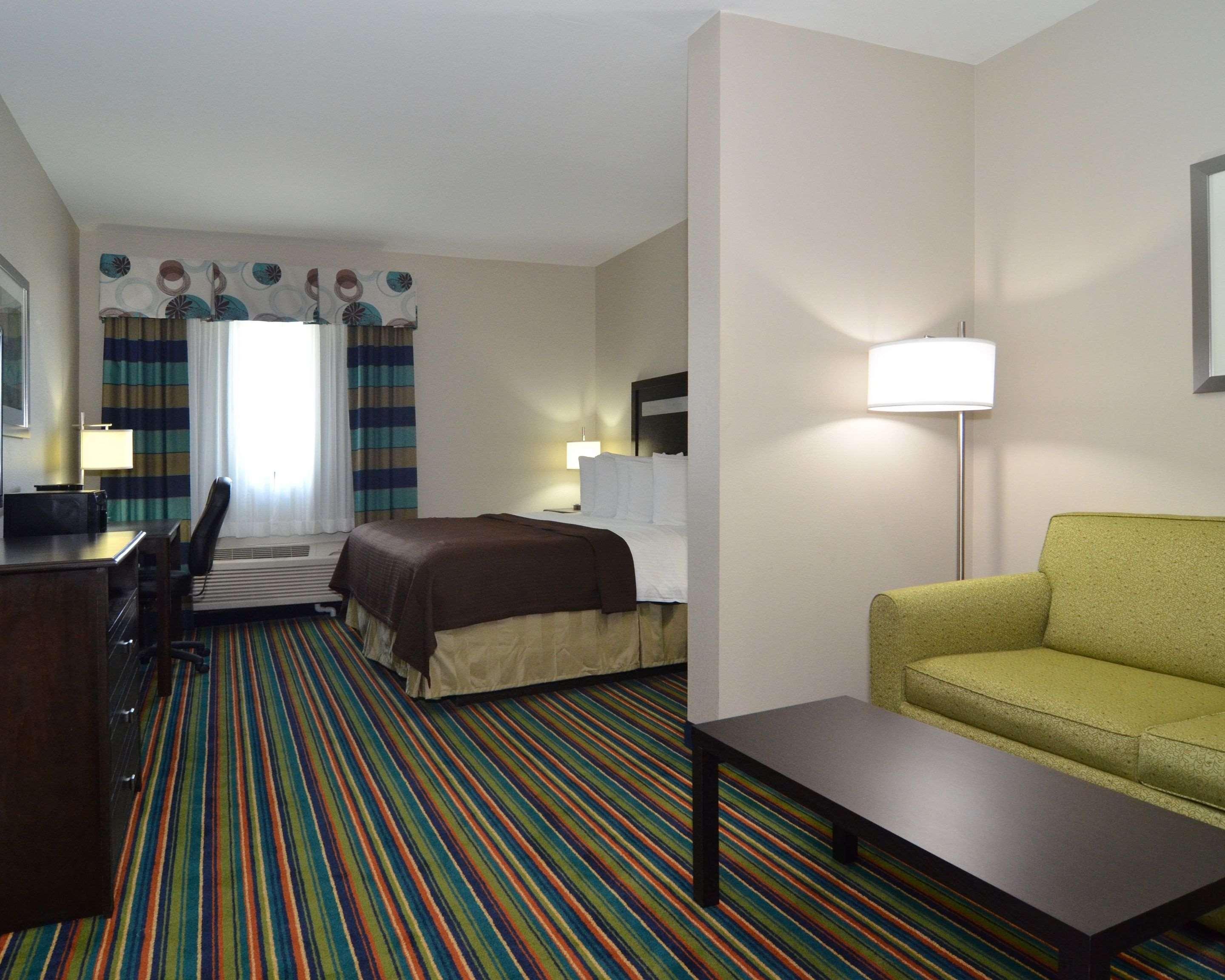 Quality Inn & Suites Kenedy - Karnes City Dış mekan fotoğraf
