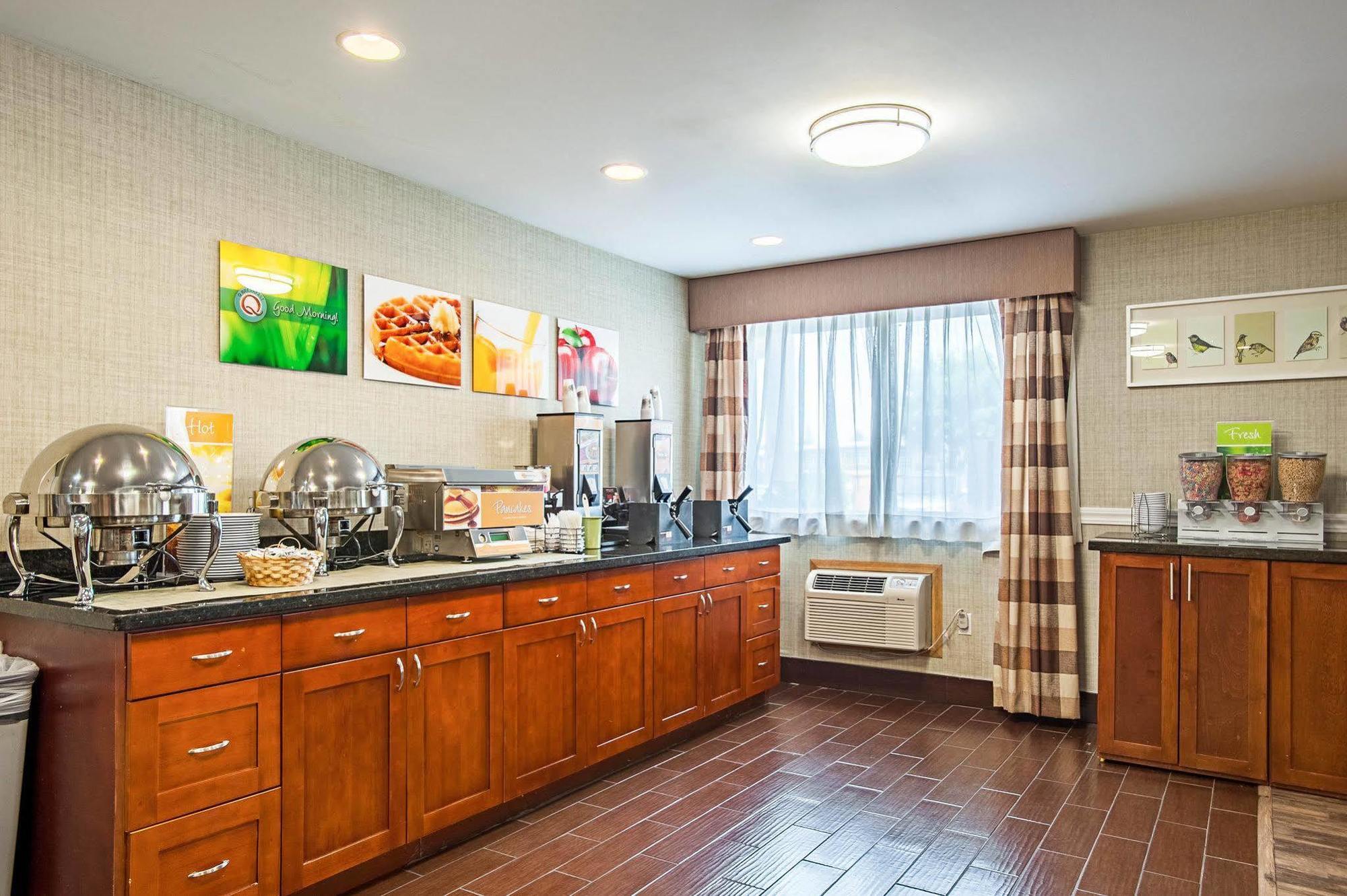Quality Inn & Suites Kenedy - Karnes City Dış mekan fotoğraf