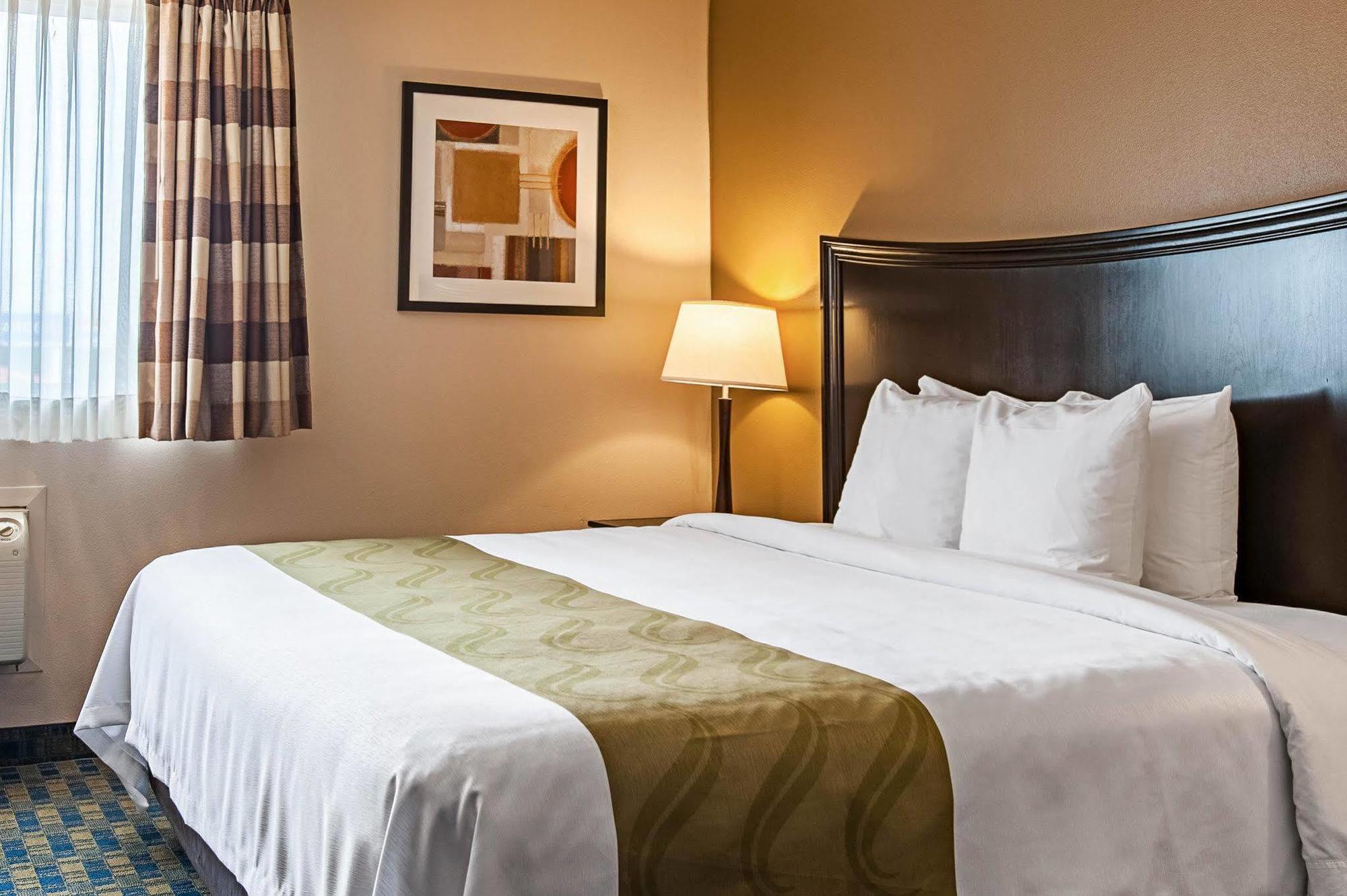 Quality Inn & Suites Kenedy - Karnes City Dış mekan fotoğraf