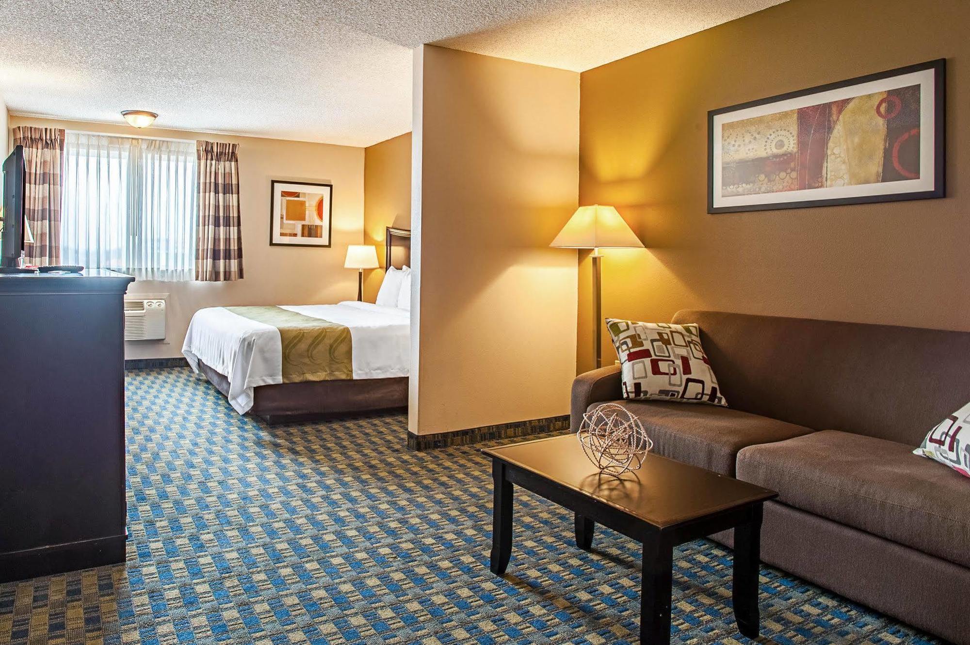 Quality Inn & Suites Kenedy - Karnes City Dış mekan fotoğraf