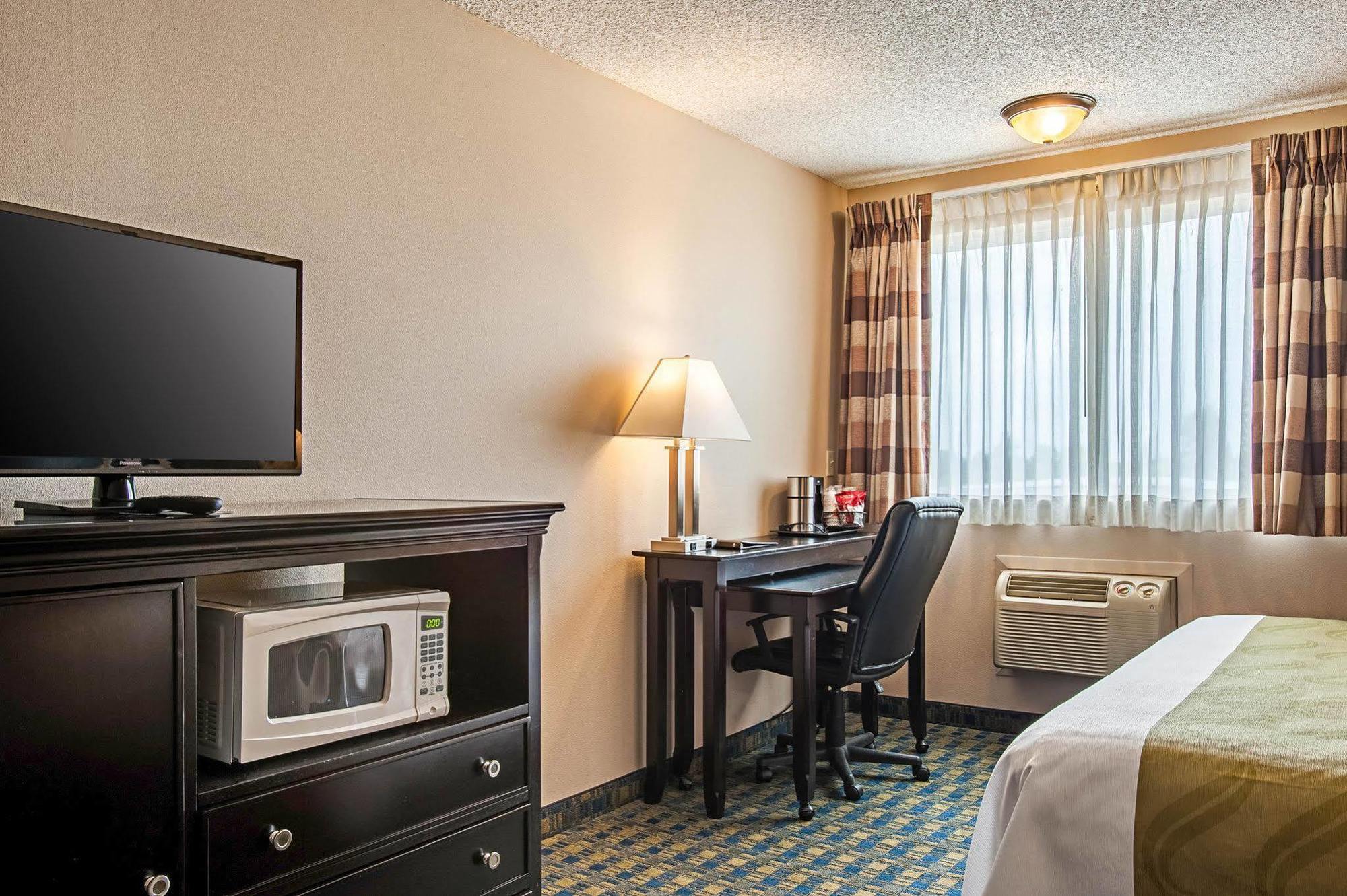 Quality Inn & Suites Kenedy - Karnes City Dış mekan fotoğraf